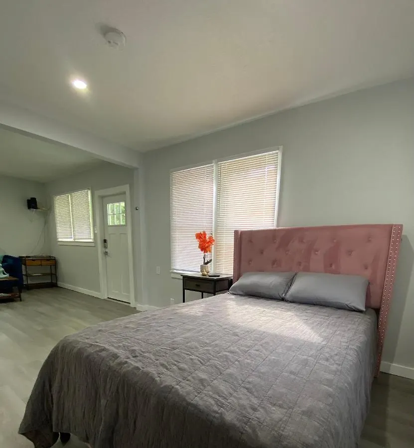 The Oasis Apartment Sanford
